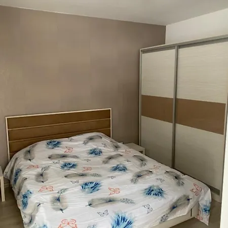 Lägenhet в комплекс смолянски езера *