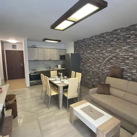 Appartement в комплекс смолянски езера Smolyan